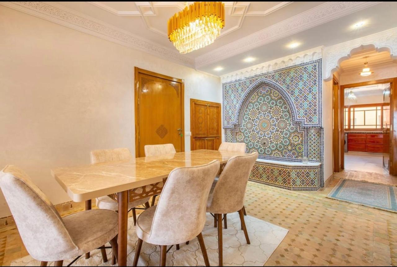 Luxury Appartement Gueliz Center Marrakesh Bagian luar foto