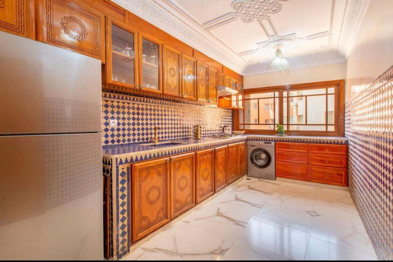 Luxury Appartement Gueliz Center Marrakesh Bagian luar foto
