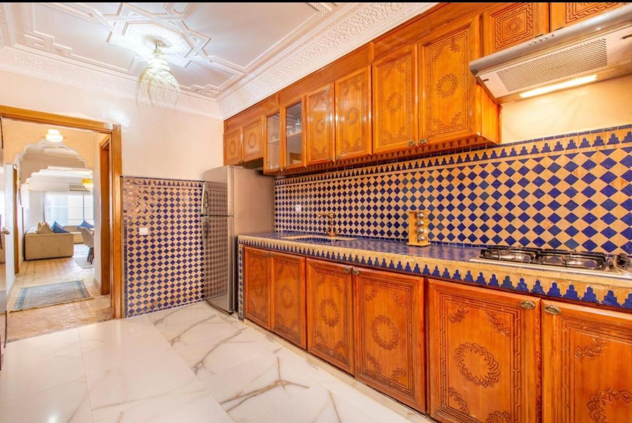 Luxury Appartement Gueliz Center Marrakesh Bagian luar foto